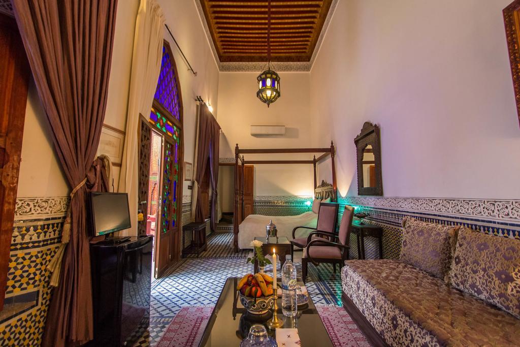- Dar Al Andalous Riad Fès